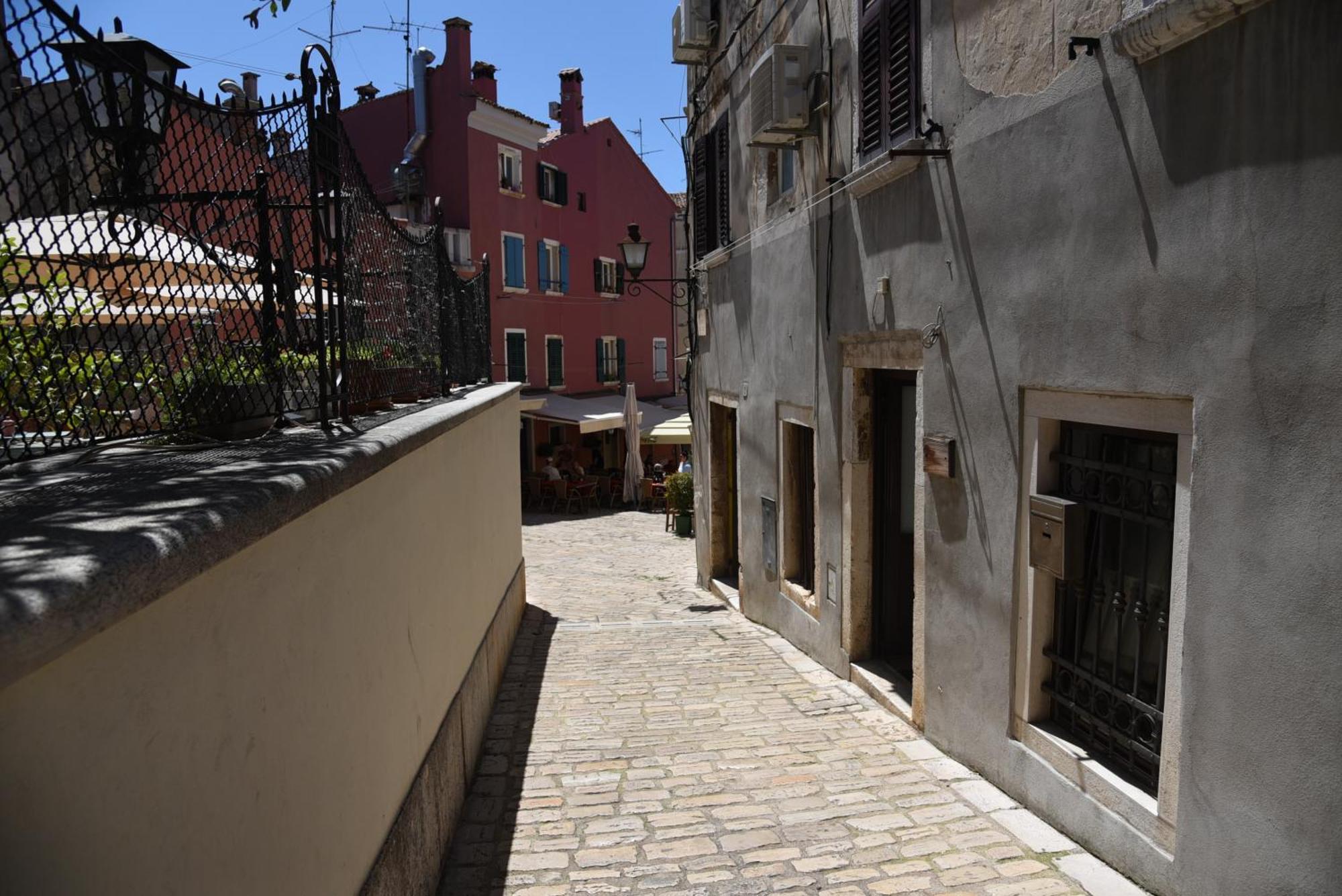 Central Apartments Circolo Rovinj Buitenkant foto