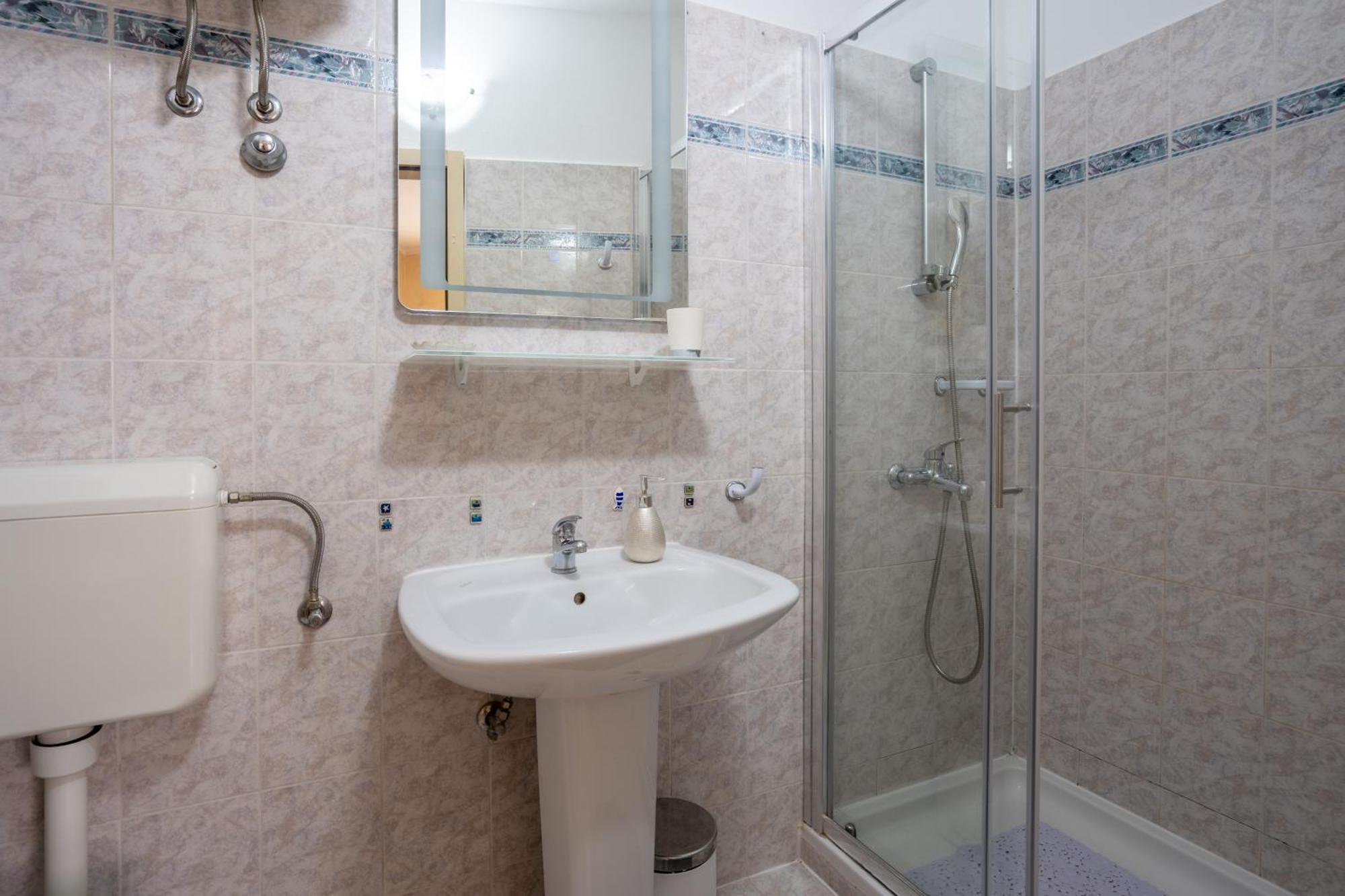 Central Apartments Circolo Rovinj Buitenkant foto