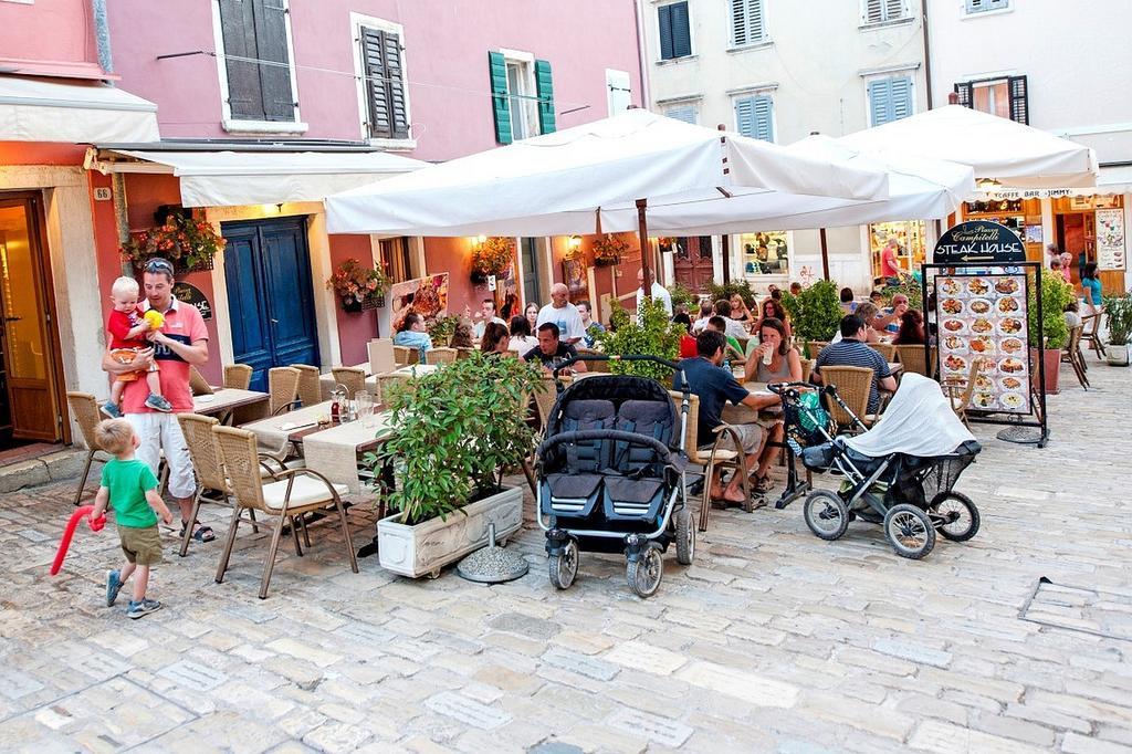 Central Apartments Circolo Rovinj Buitenkant foto