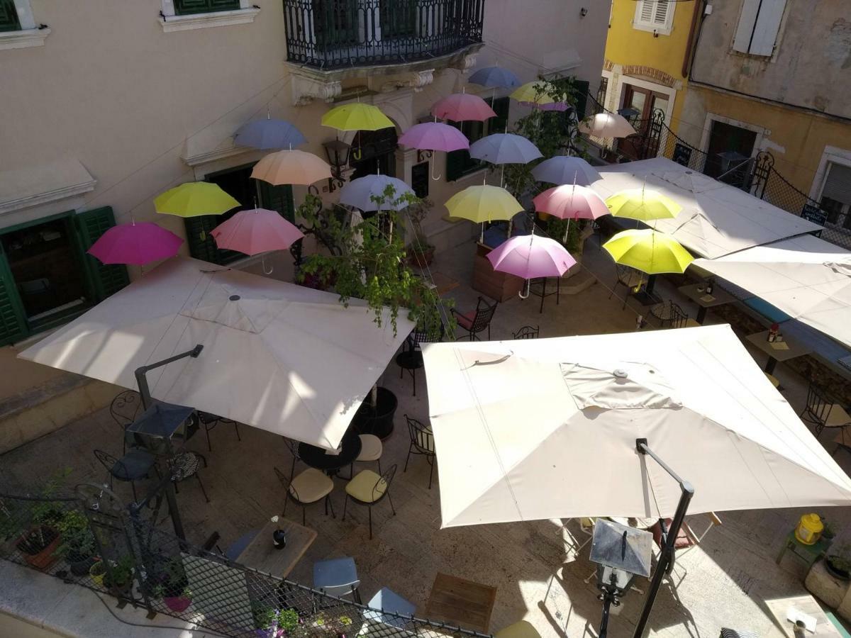 Central Apartments Circolo Rovinj Buitenkant foto